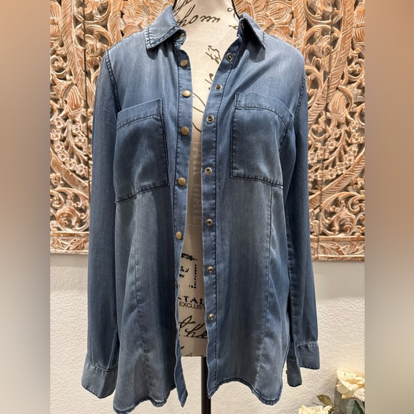 Guess Snap Buttons, 100% Tencel, Long Sleeve, Blue Denim-like Shirt- size S - Picture 7 of 15
